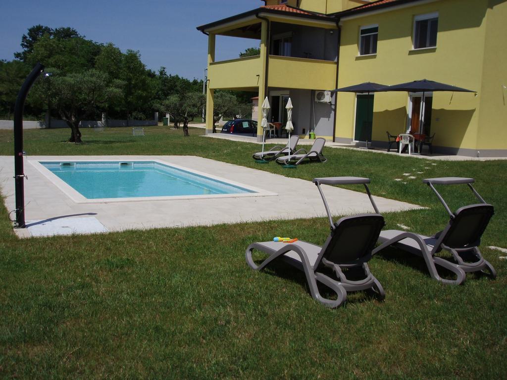 Villanova Apartments 포레치 객실 사진
