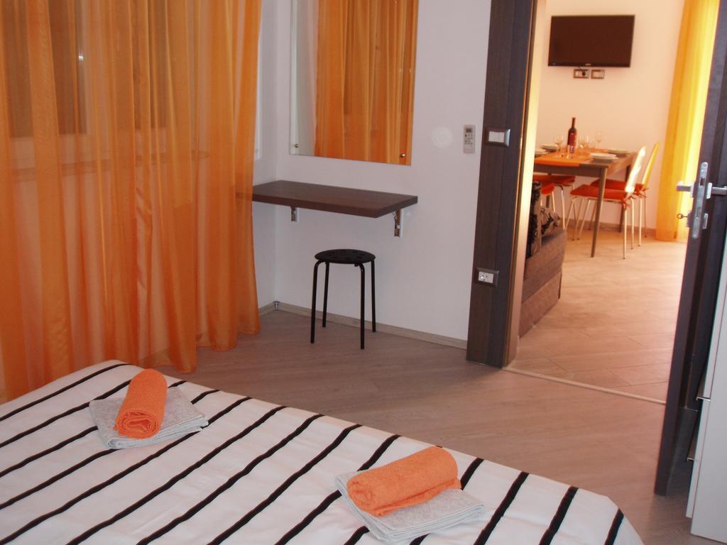 Villanova Apartments 포레치 객실 사진